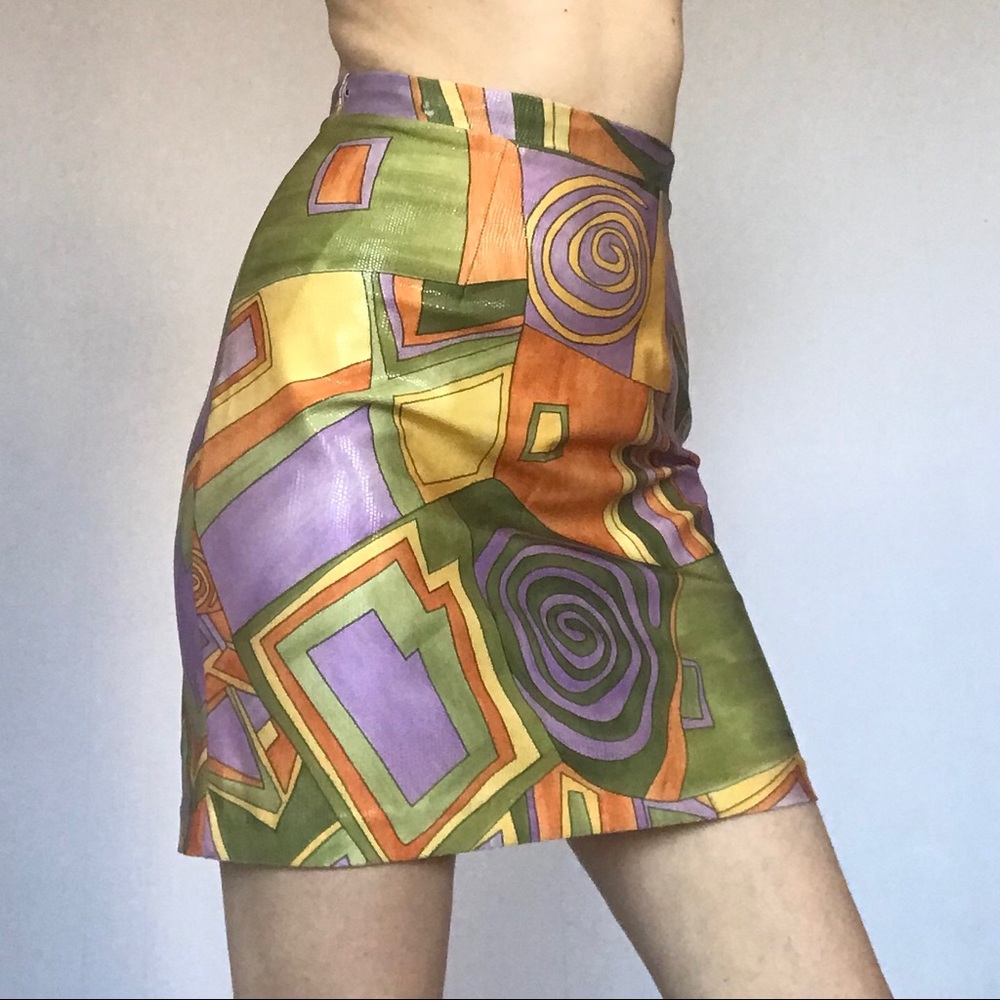 Vintage graphic skirt✴️🌀💜